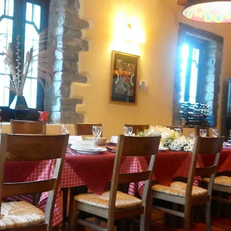 Holiday home Spacious House With Mountain View In Albella, Fireplace. Albella