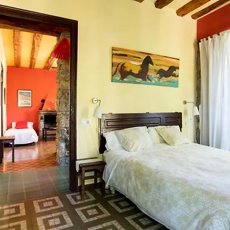 펜션 Spacious House With Mountain View In Albella, Fireplace. *