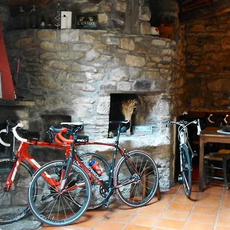 Spacious House With Mountain View In Albella, Fireplace. 펜션